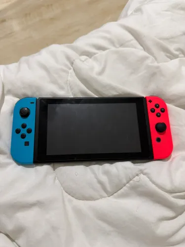 Nintendo Switch V2 - usado