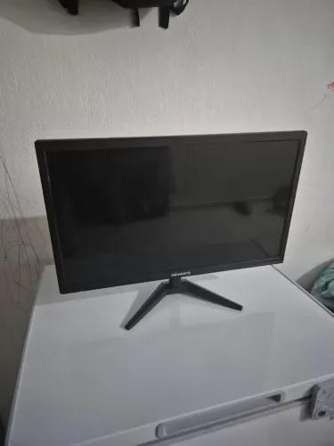Monitor 24