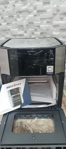 Airfryer Britânia 4 em 1 novo