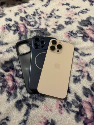 iPhone 16 Pro Max 256gb 90%