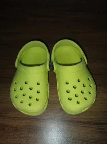 Crocs Infantil  C 4-5 mede 13,5 cm