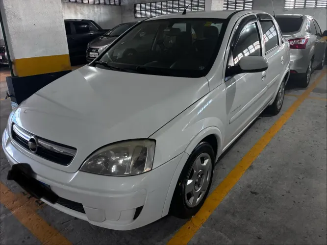 Chevrolet Corsa Sed. Premium 1.4 8V Econoflex 4P 2011
