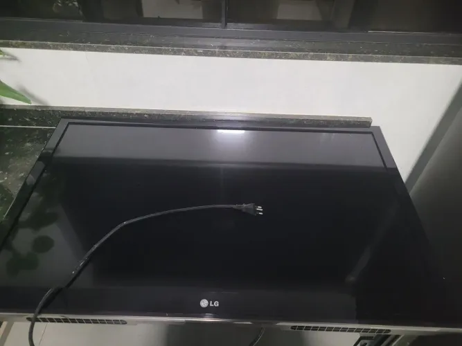 TV LG 42"