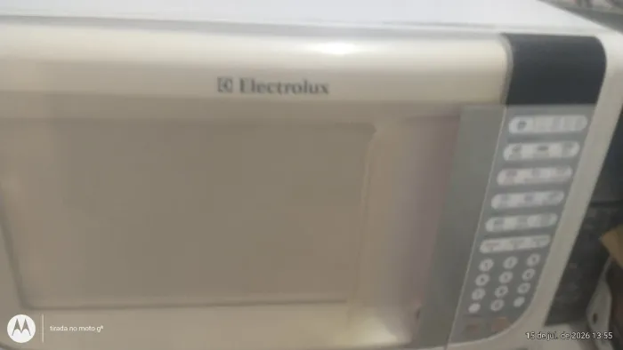 Microondas Eletrolux mef41 220v