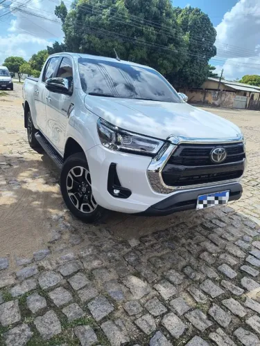 Toyota Hilux CD SRX 4X4 2.8 TDI 16V Diesel Aut. 2025