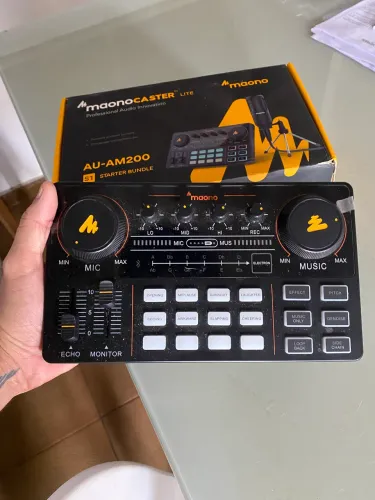 Mesa de podcast
