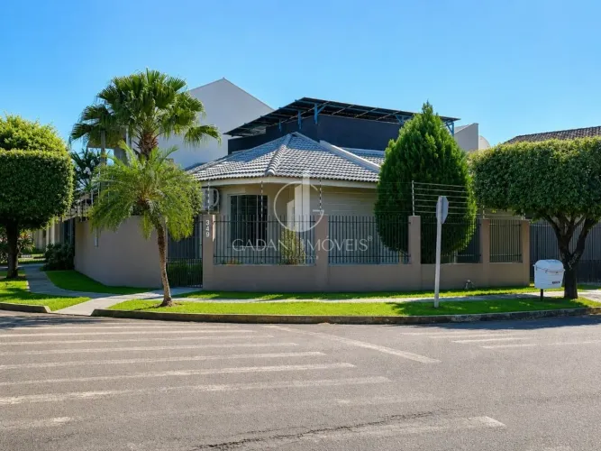 CASA COM 3 QUARTOS SENDO 1 SUÍTE A VENDA POR R$ 790.000,00 OU LOCAÇÃO POR R$ 4.000,00 NO A