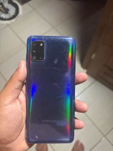 Celular queimado, apenas para tirar peças