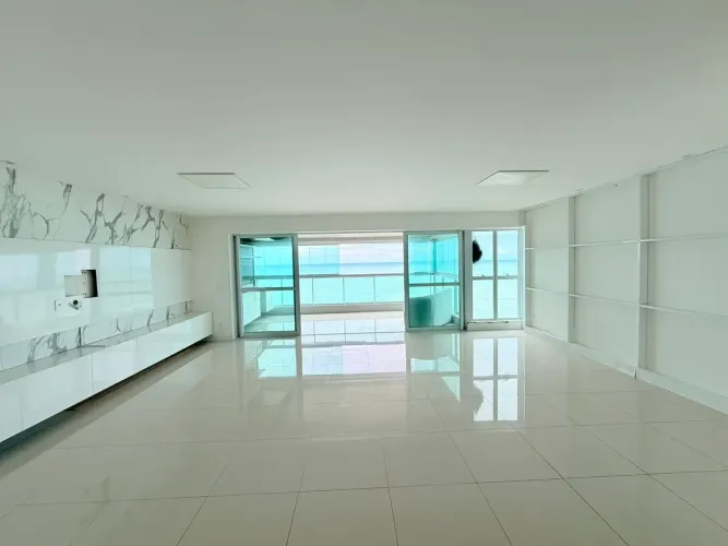 Green Village - Beira Mar de Guaxuma | 220 m² | 4 Suítes | Com Armários | Andar Alto | Fro
