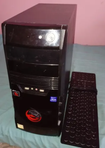 CPU Gamer, hd 1tb, vídeo 128 bits, 4gb Ddr3 com Gta5,teclado gamer. Leia