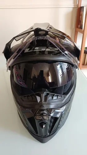 Capacete LS2 Carbon Explorer
