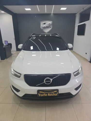 Volvo XC40 XC 40 T-4 Momentum 2.0 190cv FWD 2019