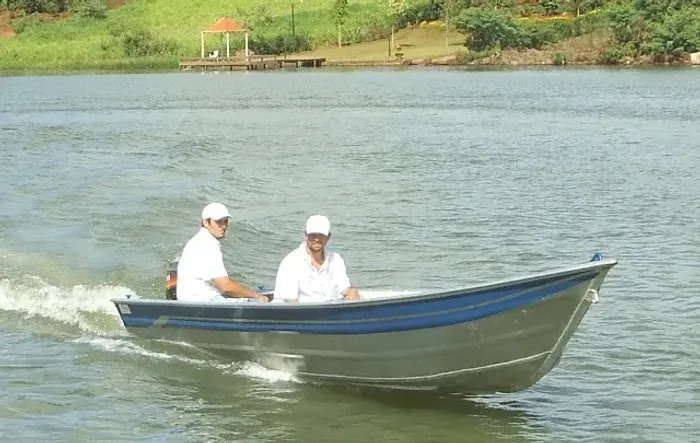  BARCO 4,20 METROS DE ALUMINIO BORDA ALTA PARA MAR