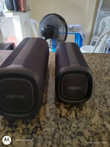 Tô vendo essas 2 Caixinha de som original LG x bom valor das 2, 350 reais vindo busca