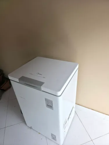 Freezer horizontal Midea (excelente estado)