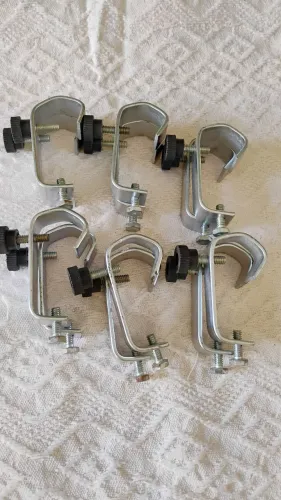 Ganchos para iluminação tipo C-Clamp