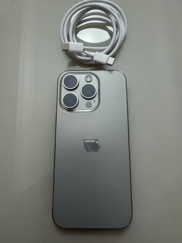 iPhone 15 Pro 