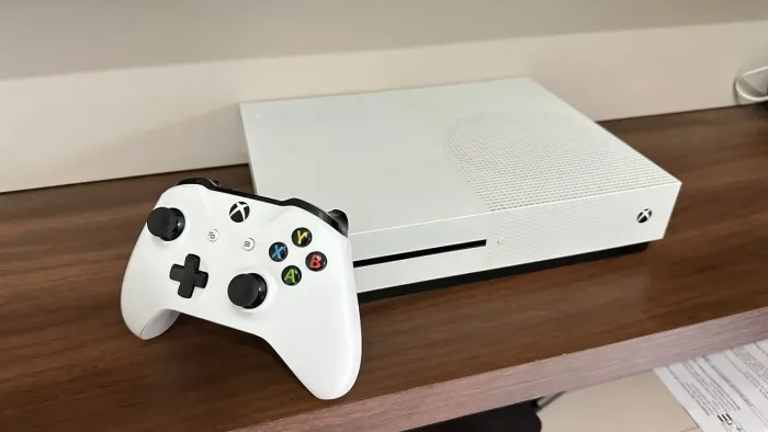 Vídeo game X box one S 1Tb