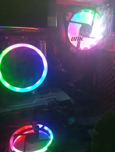 3500 Computador gamer aceito troca em um celular 