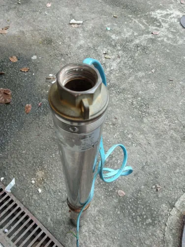 Bomba submersível para poço artesiano