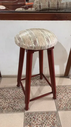 Banquetas tecido e espuma