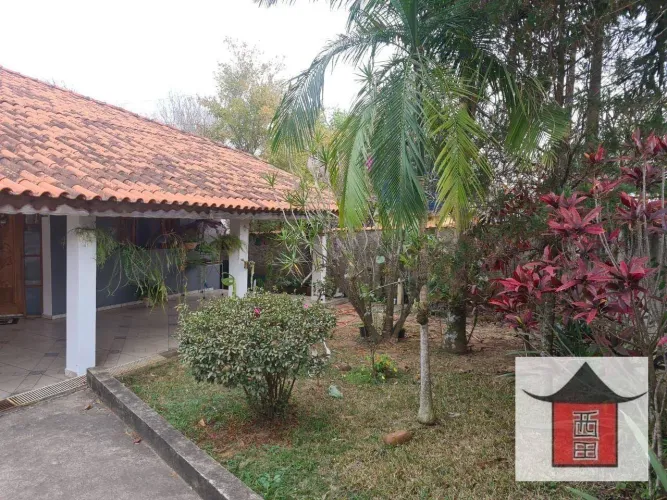 Chácara com 4 dormitórios à venda, 1200 m² por R$ 850.000,00 - Chácara Três Marias - Soroc
