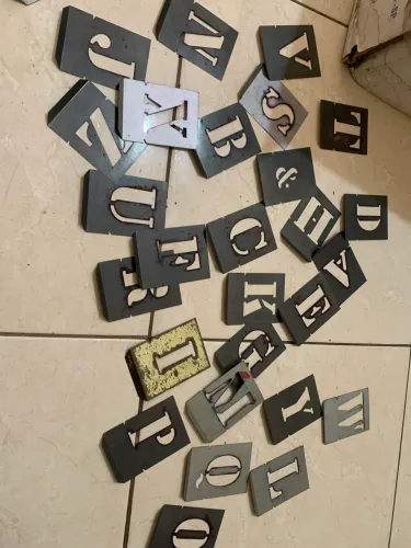 Stencils metálicos/Gabarito/molde de chapa metal