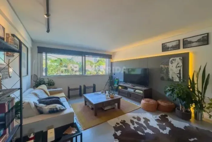 Apartamento 2 Quartos (1 suíte) mobiliado | 2 vagas | Petrópolis, Porto Alegre