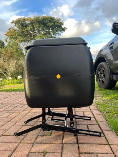 CAIXA PARA MOTO 100 LITROS