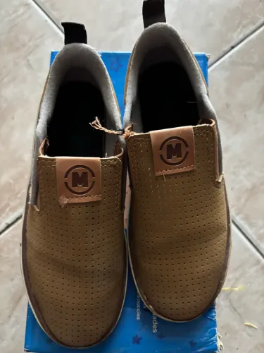 Vendo sapato infantil