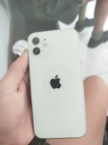 iPhone 12