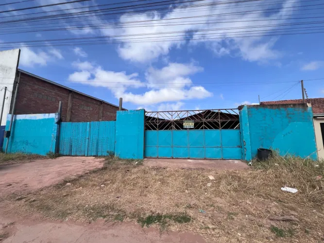 PROPRIEDADE À VENDA NA CURUÁ-UNA | 1.550 m² | 5 QUARTOS | PISCINA | ACESSO POR 2 RUAS