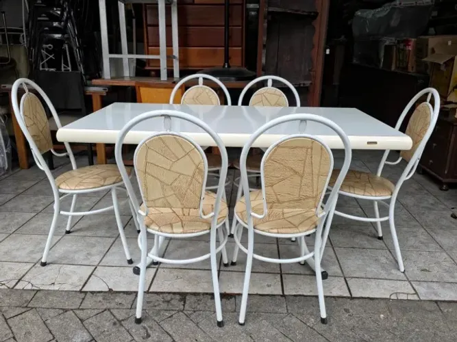 Mesa tubular em formica e ferro Década de 90 Brigatto com 6 cadeiras