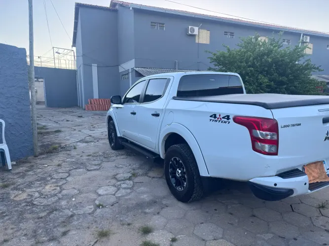 Mitsubishi L200 Triton Sport GL 2.4 Diesel 2023