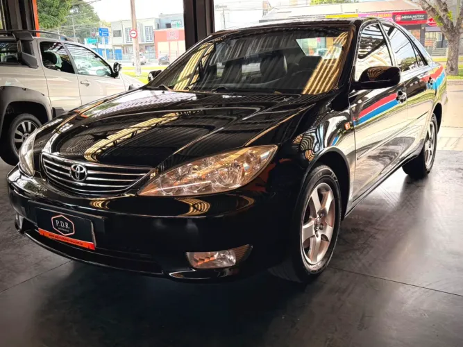 Toyota Camry XLE 3.0 24V 186cv 2005