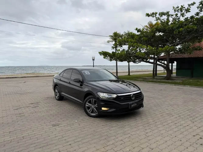 Volkswagen Jetta R-line 250 TSI 1.4 Flex 16V Aut. 2018