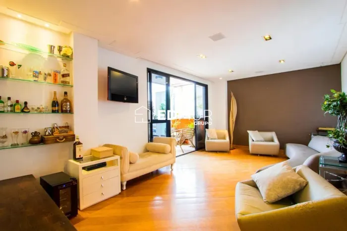 APARTAMENTO para VENDA com 170m² no bairro Vila Valparaíso com 4 quartos e 3 vagas. Santo