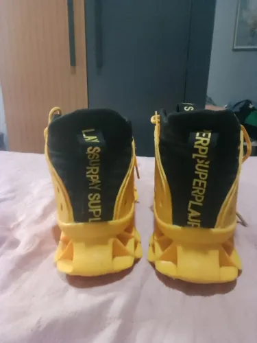 Tênis Superplay Amarelo e Preto - Tamanho 41