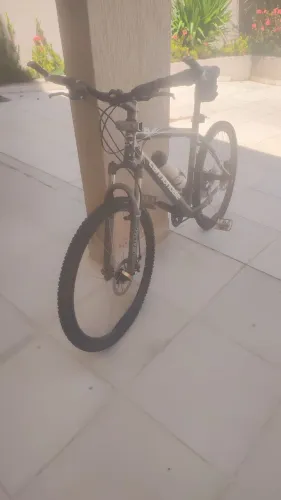 Vendo bicicleta cannondale F8