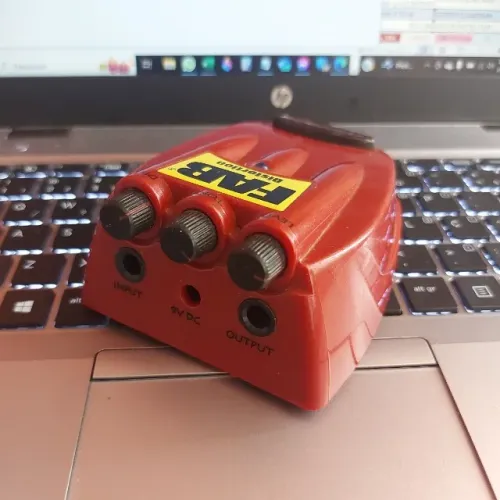 Pedal de Distorção novo - aceito cartão e trocas