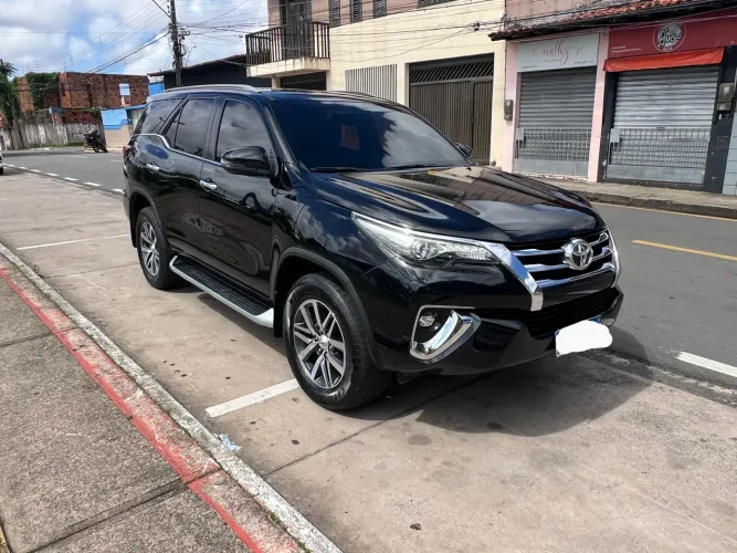 Toyota Hilux SW4 SRX 4X4 2.8 TDI 16V Dies. Aut. 2019