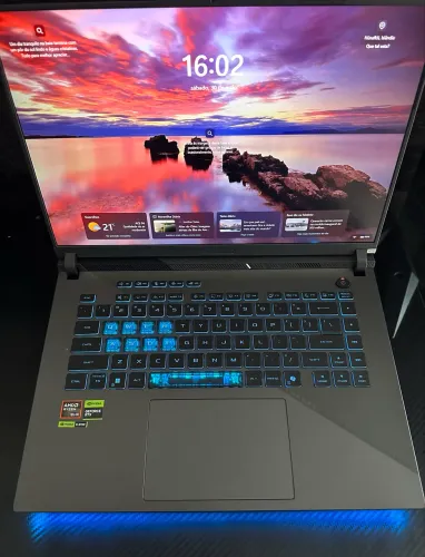 Notebook Gamer ASUS ROG Strix G16 Ryzen 9 RTX 5070 16GB DDR5 1TB SSD Tela 165Hz