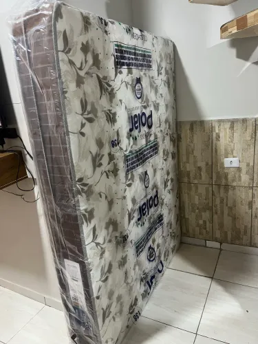  Vendo colchão  de espuma D33 nunca usado , motivo 