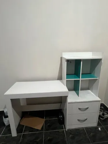 Vendo escrivaninha