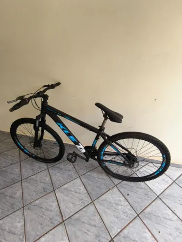 Bicicleta KLS Aro 29 em bom estado