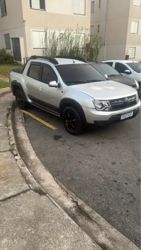 Renault Duster Oroch Dyna. 2.0 Hi-flex 16V Mec. 2016