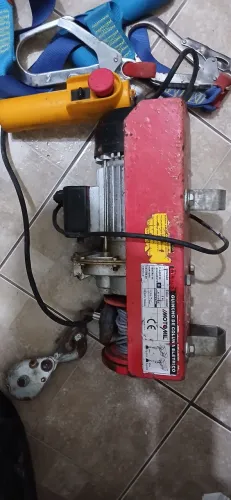 Vendo Guincho de coluna (Talha) para ate 600kg