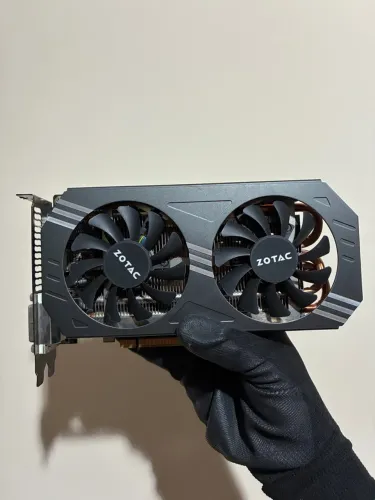 Placa de Vídeo GTX 970 4GB Zotac