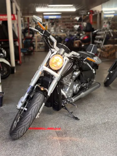 Harley Davidson VROD série 10th anniversary