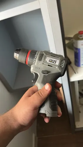 Furadeira Razi 12 V